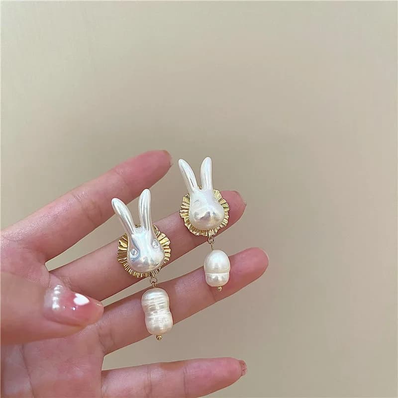Gold Heart Pendant Earrings