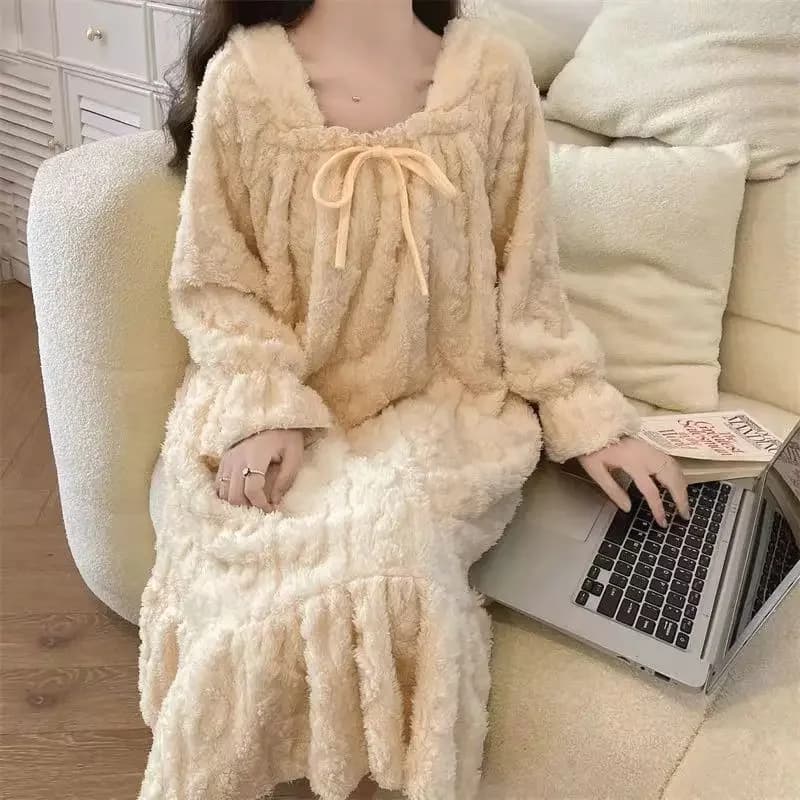 Thick Coral Fleece Long Sleeve Nightgown