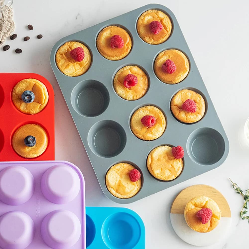 Silicone 12-Hole Baking Mold For Chocolate Cupcakes