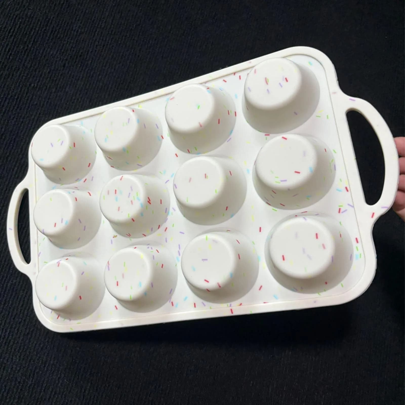 Silicone Muffin Pan with Metal Frame, 12 Cup