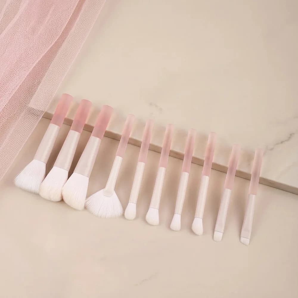 Makeup Brush Set,Portable Brush Set with Ultra‑Soft Fiber Bristles, Including Powder Brush, Stippling Brush and Blush Brush