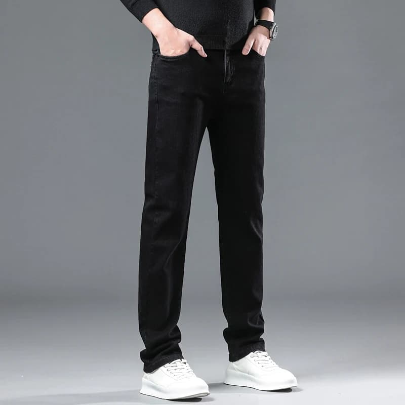 Men's Black Straight-Fit Denim Jeans