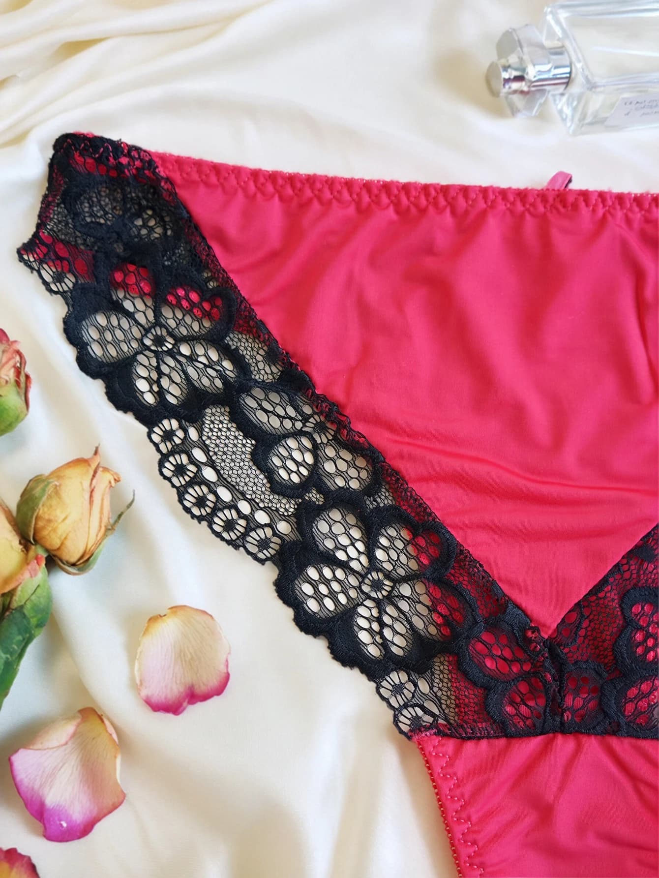 Plus Size Lace Seamless Briefs