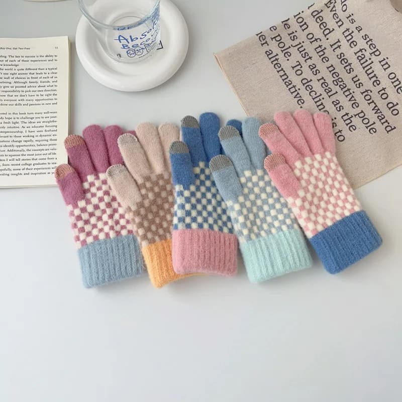 Women's Winter Touch Screen Knitted Gloves