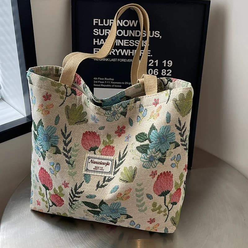 Women's Canvas Tote Bag with Zipper