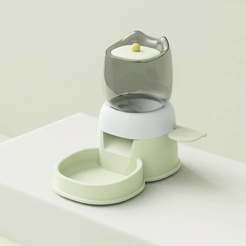 Automatic Pet Feeder with Foot Pedal