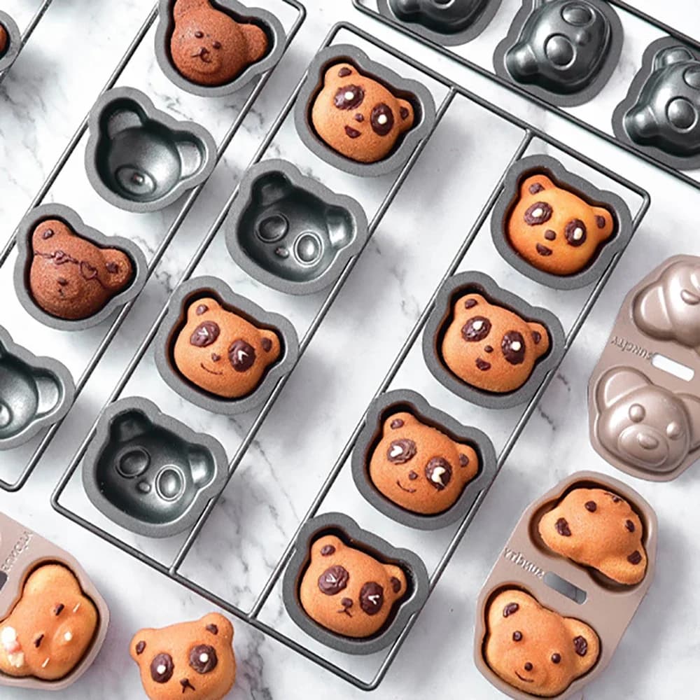 8 Cavity Bear Shaped Baking Mold