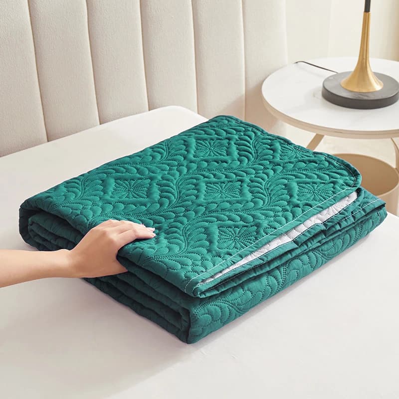 Waterproof Non-Slip Pet Furniture Protector