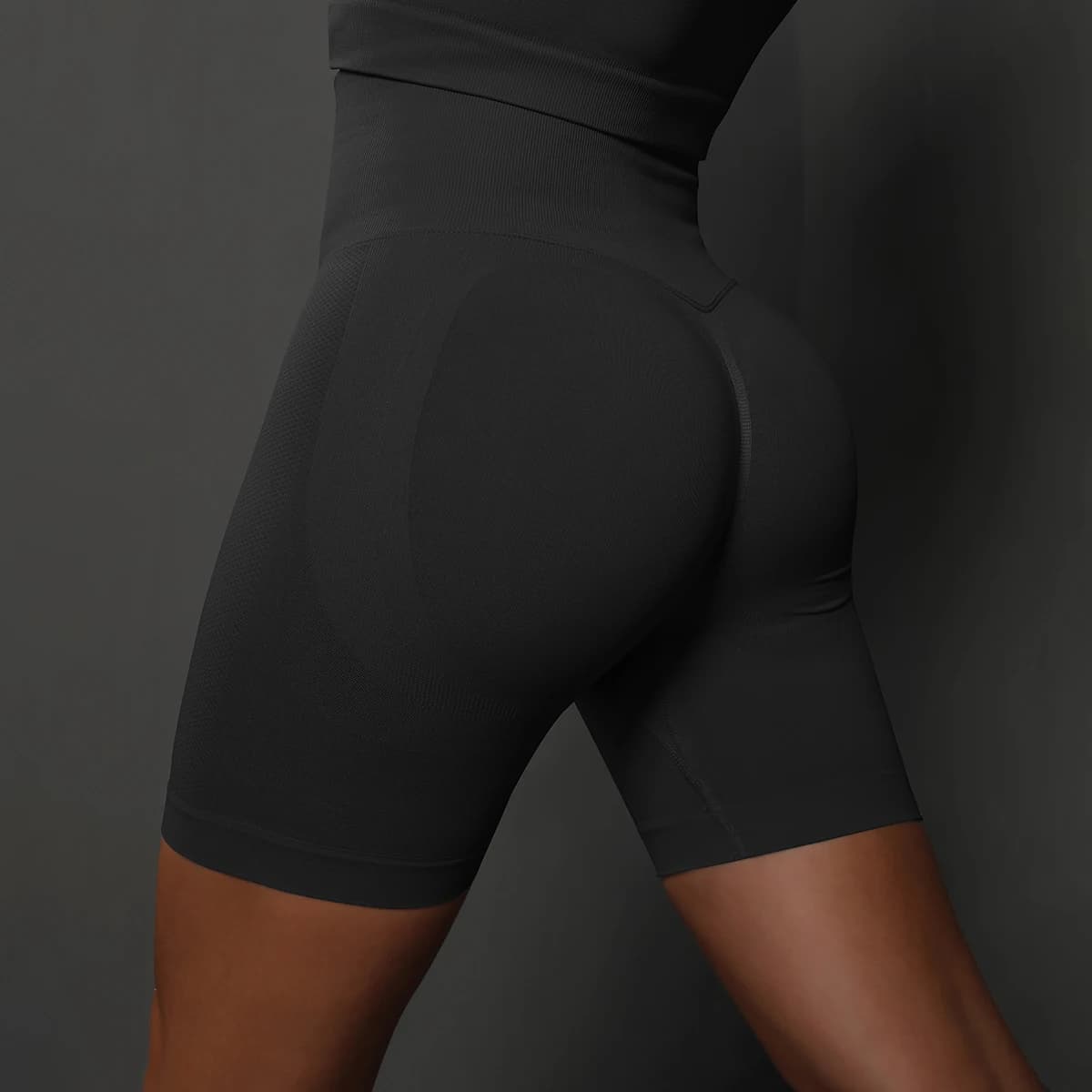 Black / S
