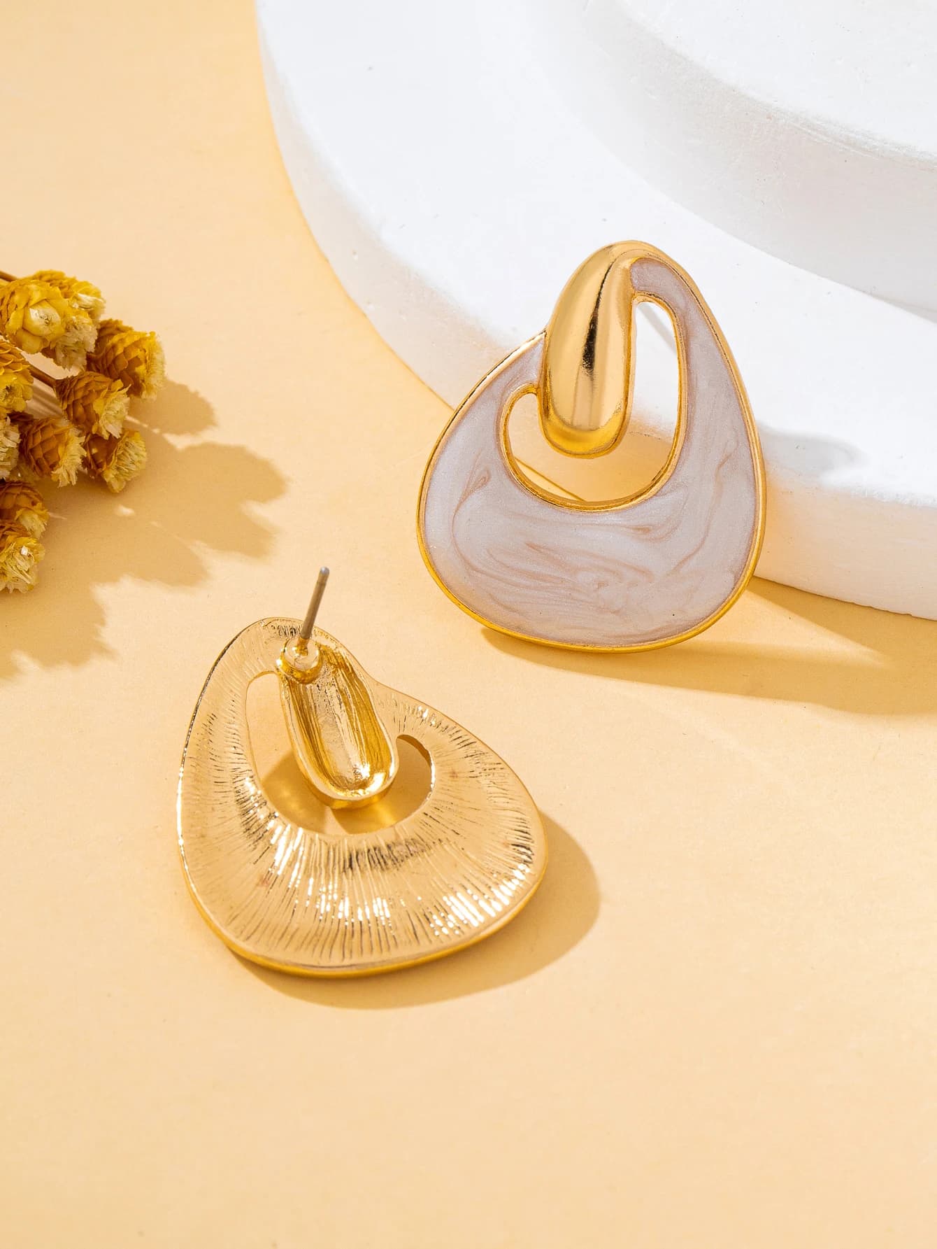 Women's Simple Enamel Stud Earrings