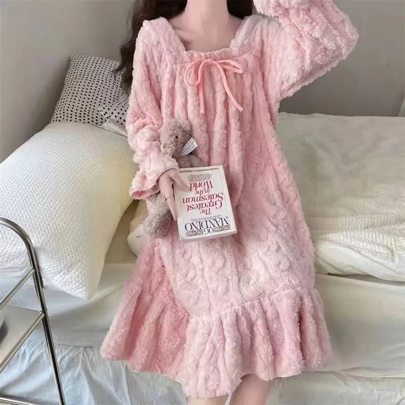 Thick Coral Fleece Long Sleeve Nightgown