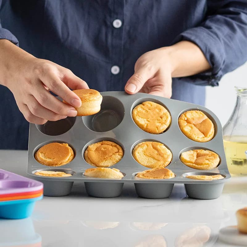Silicone 12-Hole Baking Mold For Chocolate Cupcakes