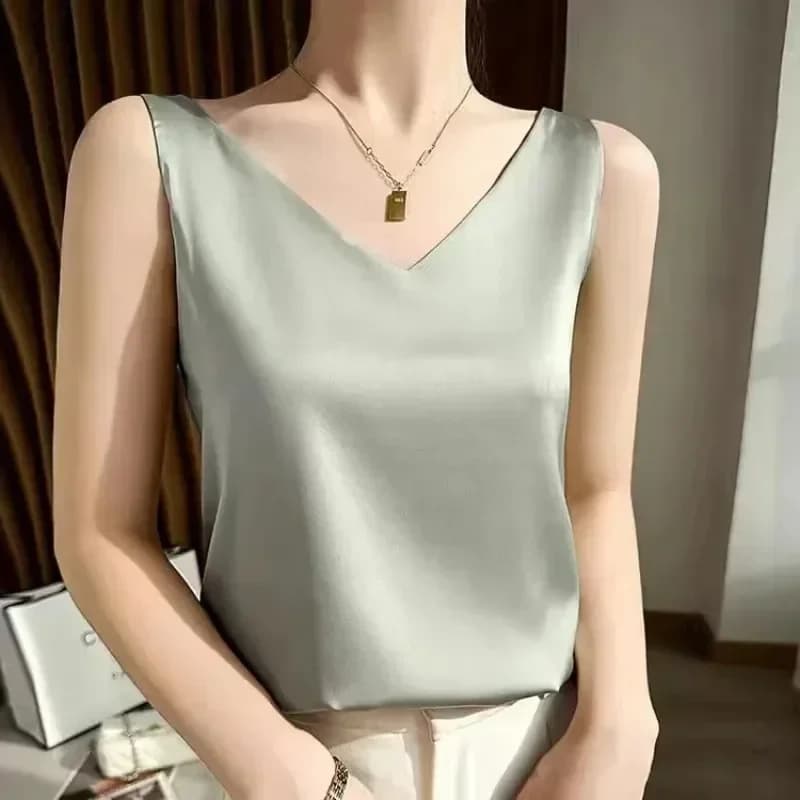 Women's Sleeveless V-Neck Satin Camisole