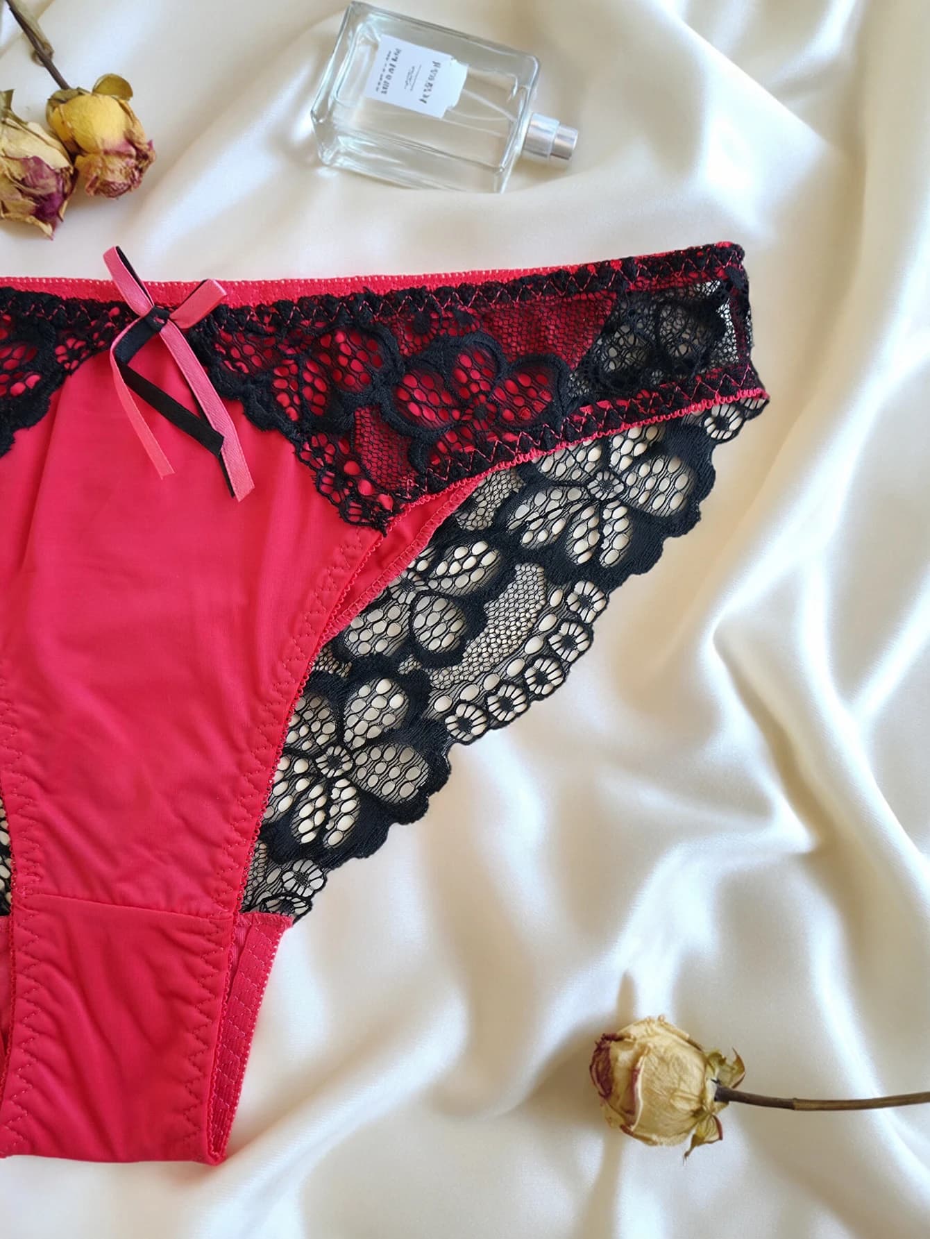 Plus Size Lace Seamless Briefs