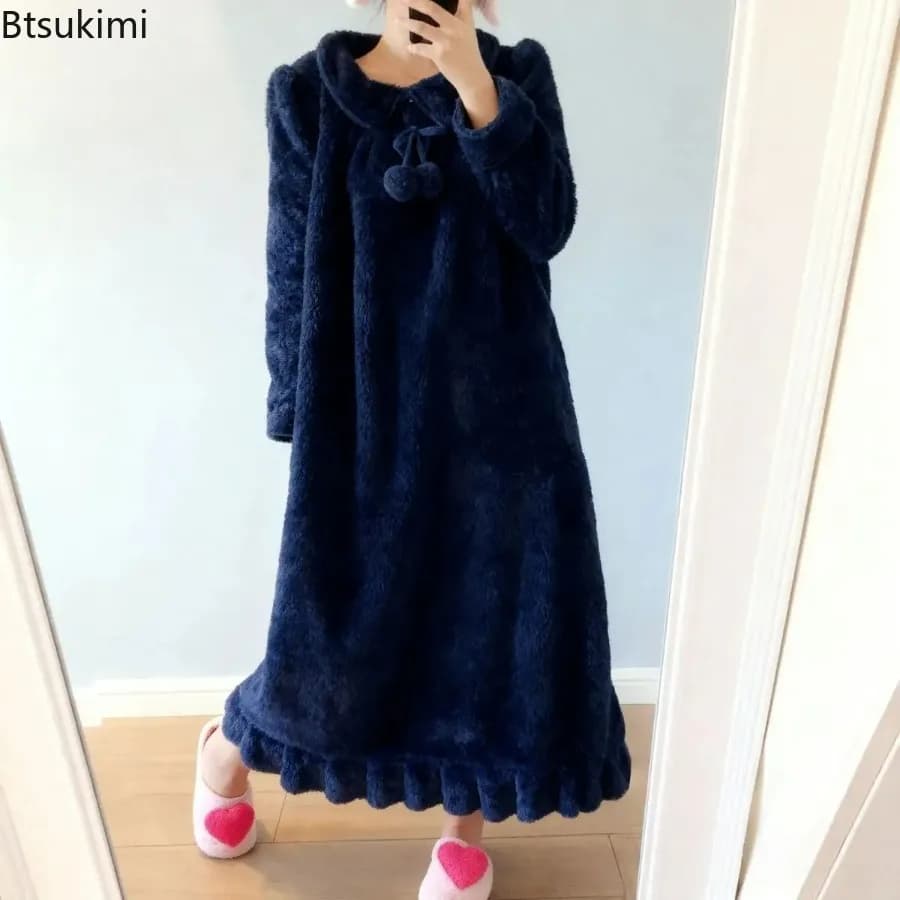 Women's Thick Flannel Long Sleeve Nightgown