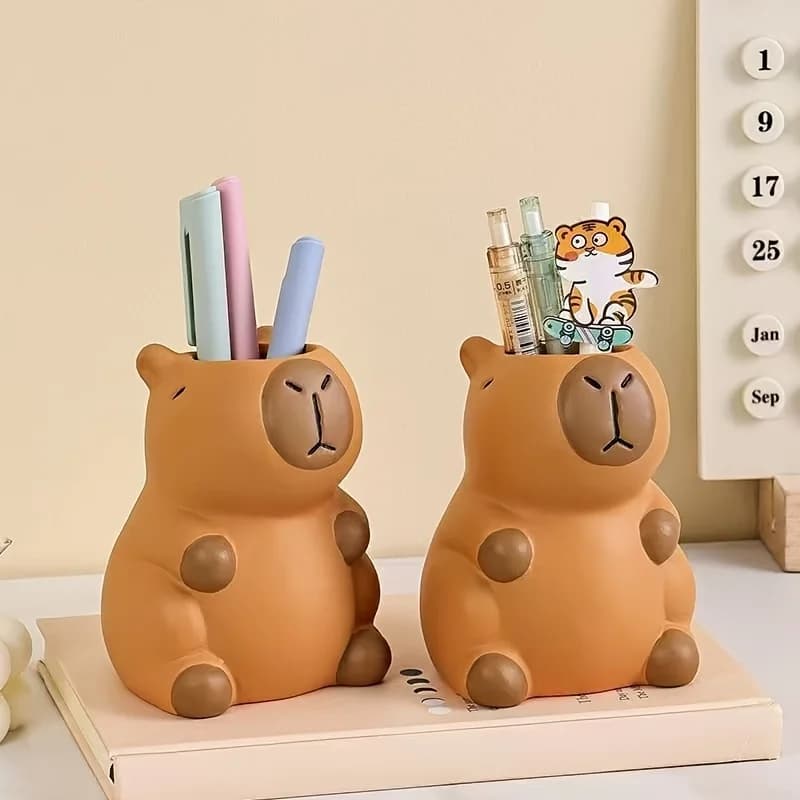 Capybara Desk Pen and Makeup Brush Holder