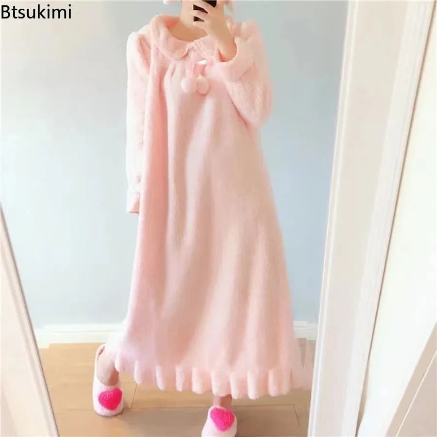 Women's Thick Flannel Long Sleeve Nightgown