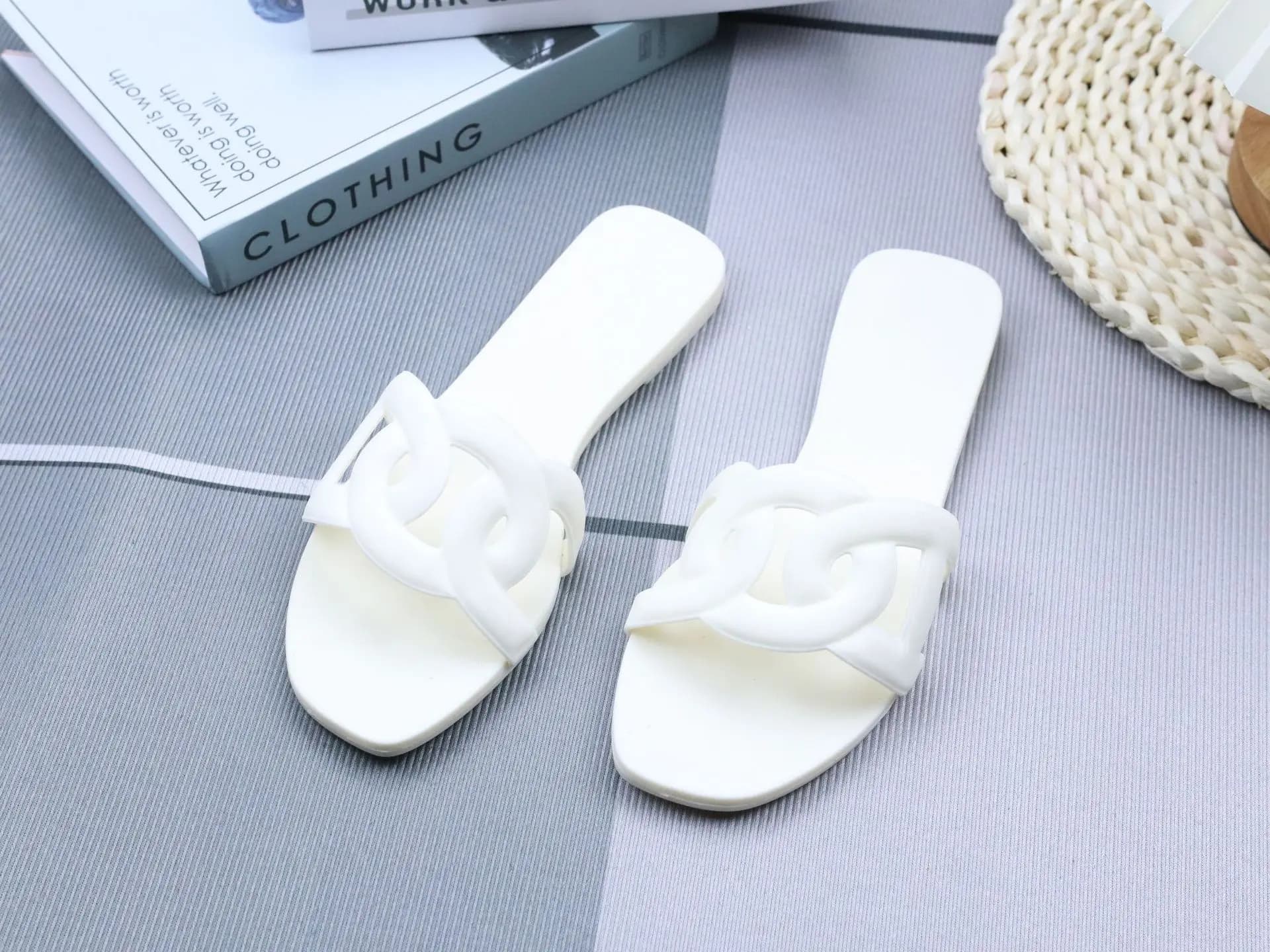 Women's Hollow Flat Sandal