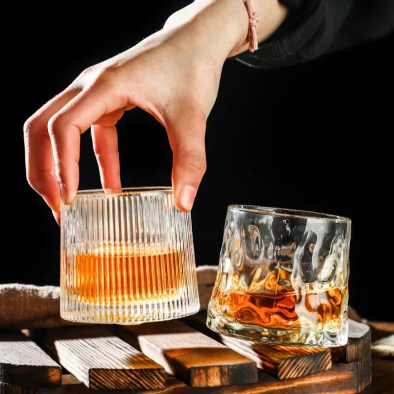 Rotatable Whiskey Glass with Wooden Base