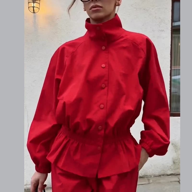 Casual Sporty Jacket with Red Collar