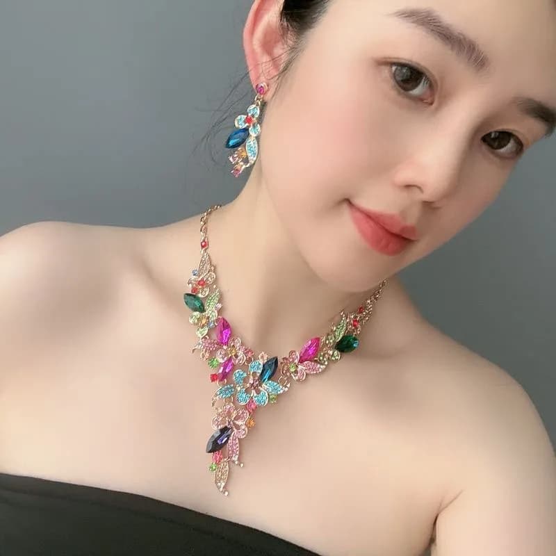 Popular European and American Jewelry Sets, Crystal Necklace, Short Clavicle Chain, Luxurious Fashion Dress, Banquet Evening Dress Accessories for Women