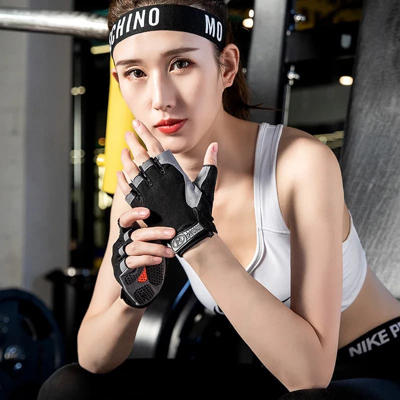 Gym Outdoor Sport Gloves  Anti-Slip Weight Training Fingerless Gloves Cycling Hiking Boxing Exercise Workout Breathable Gloves