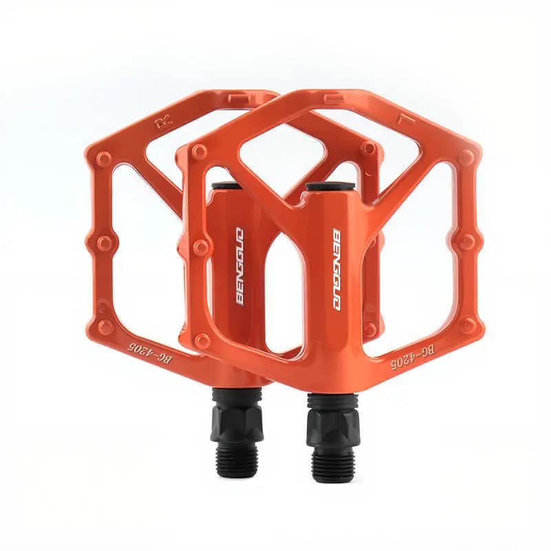 Flat Bike Pedals with Anti-Skid Pins