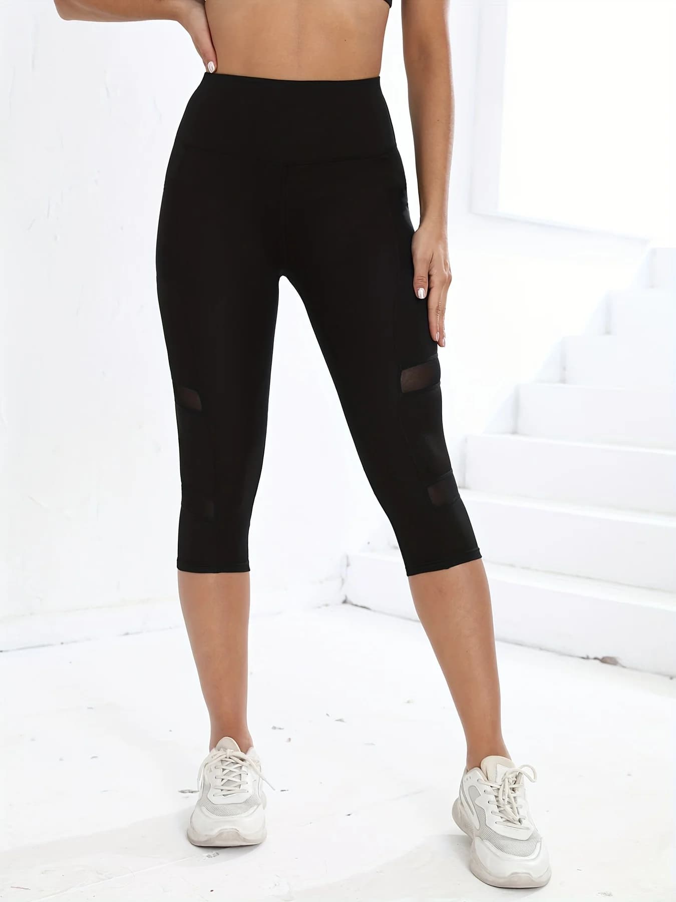 High-Waisted Capri Leggings with Tummy Control