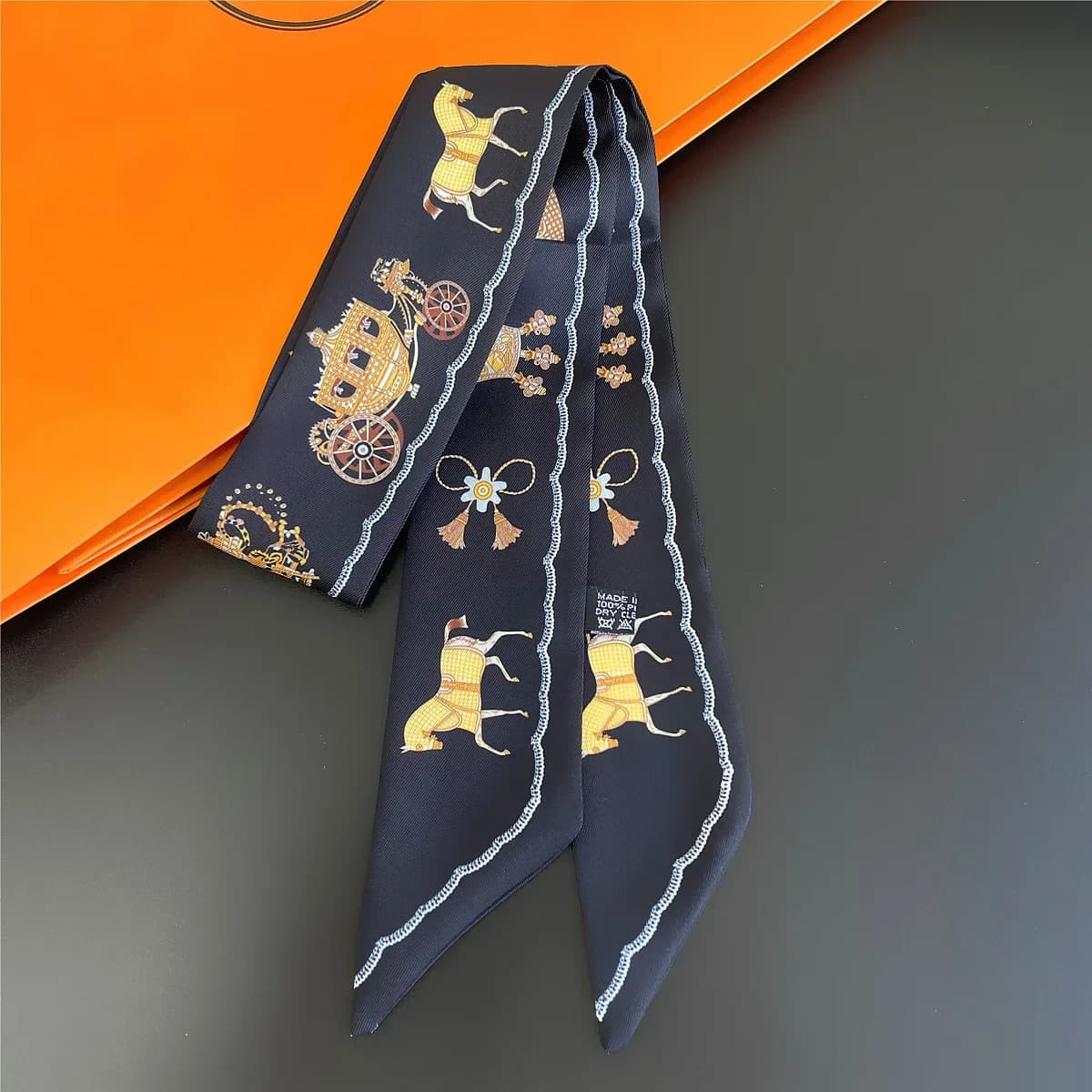 Women Scarf Skinny Silk Scarf The War Horse The Carriage Print Bandana Small Handle Bag Ribbons Female Neckerchief Head Scarves