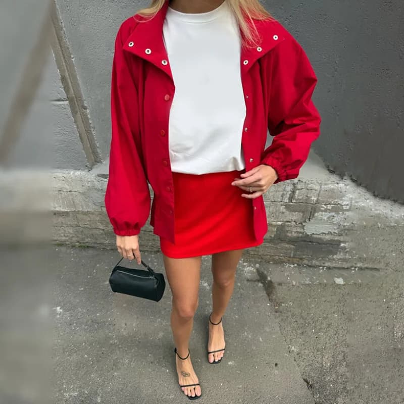 Casual Sporty Jacket with Red Collar