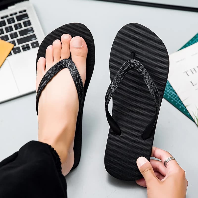 Casual Lightweight Flip Flops for Men and Women