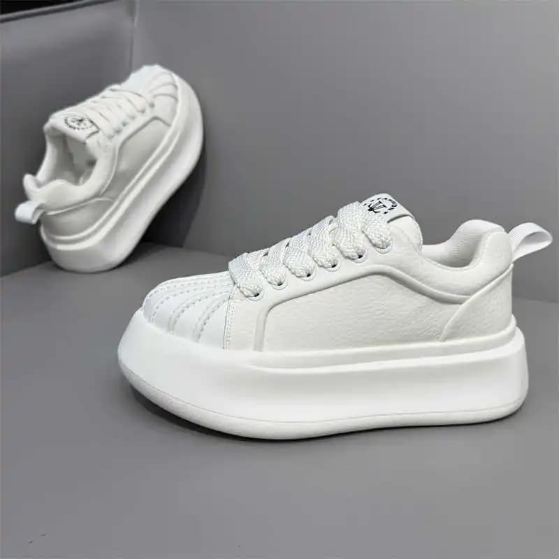 Sneakers Casual Men Original Designer Easy Matching Board Shoes Fashion Leather Breathable Height Increased Platform Sport Shoes