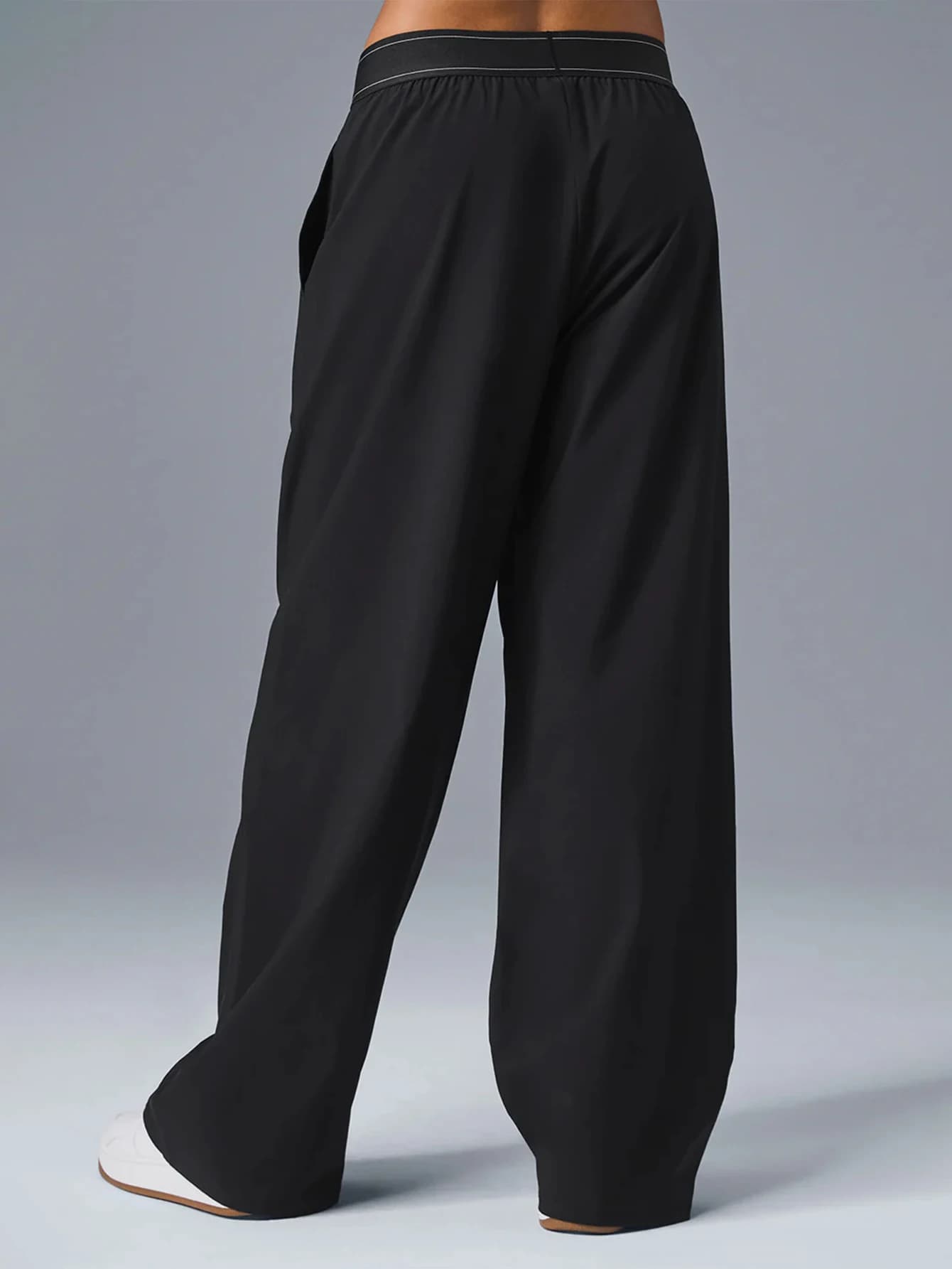 Black Women's Loose-Fit Sporty Straight Pants