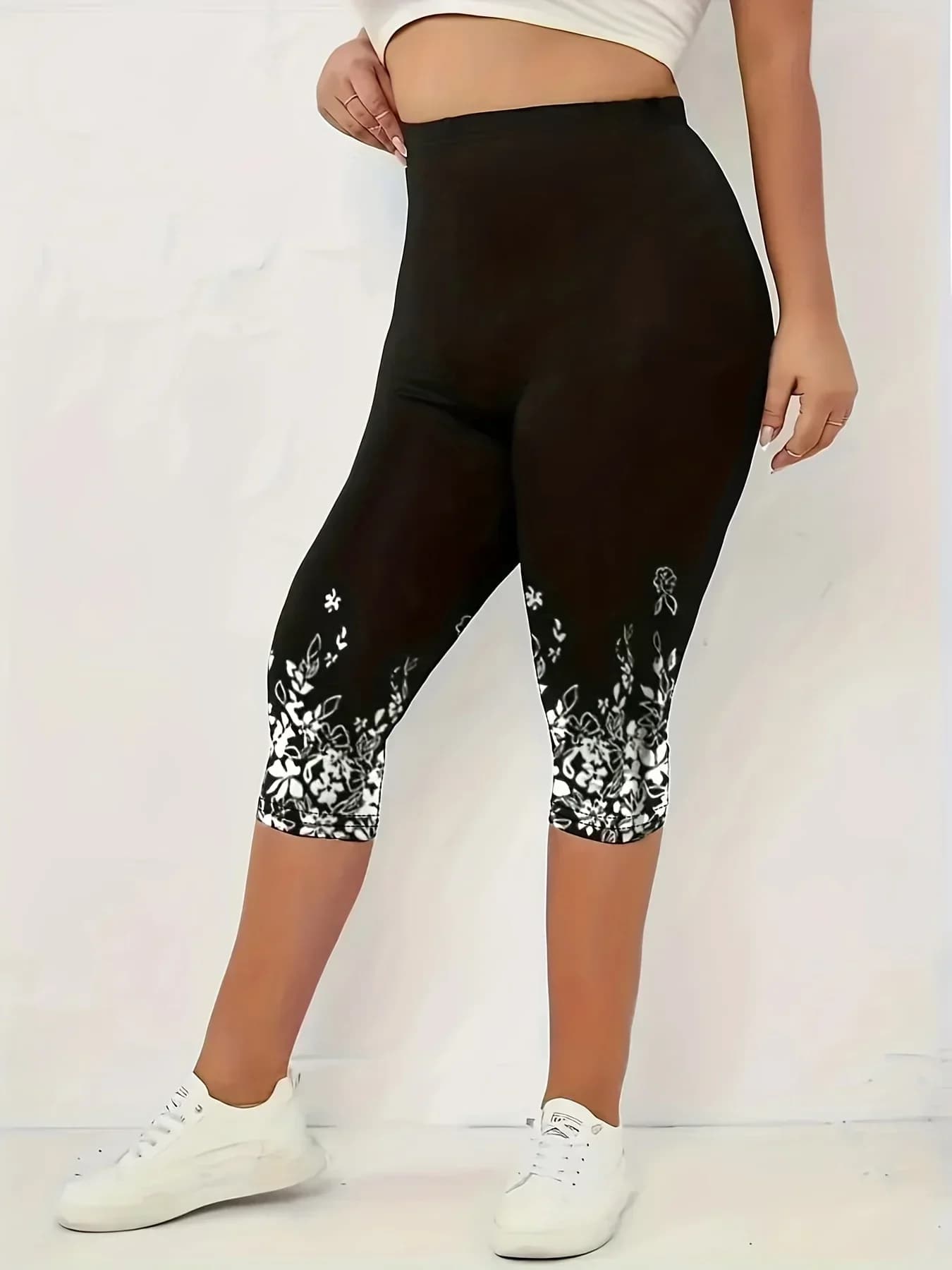 Women's High-Rise Floral Print Capri Leggings