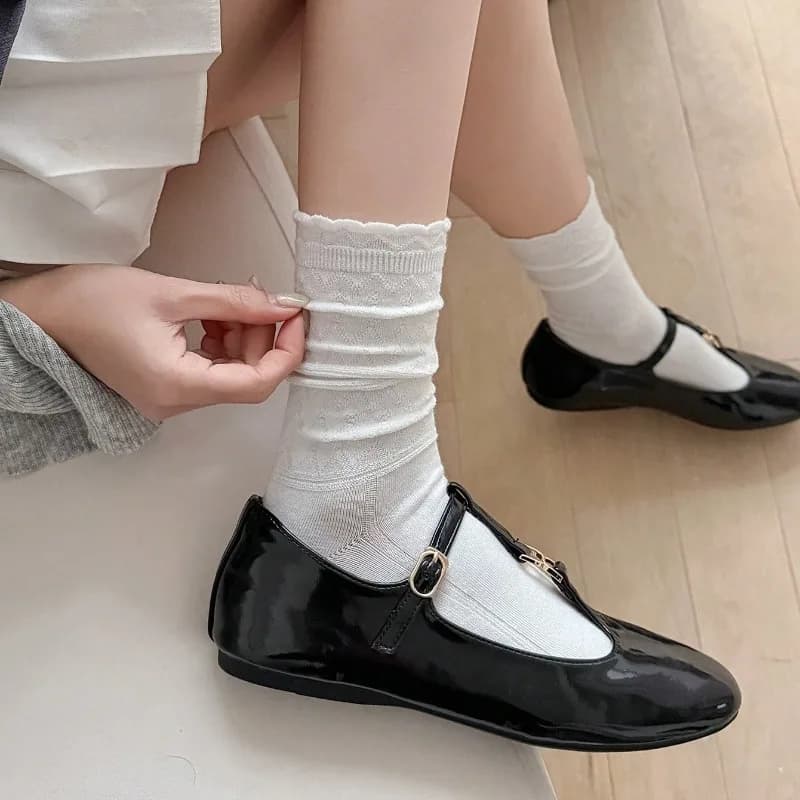 Women's White Cotton Lace Casual Socks