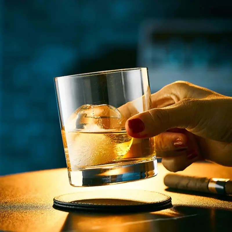 Clear Tumbler Glasses with Modern Lines 285ml