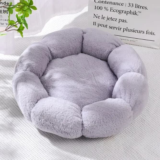 Flower-Shaped Pet Bed for Cats and Small Dogs