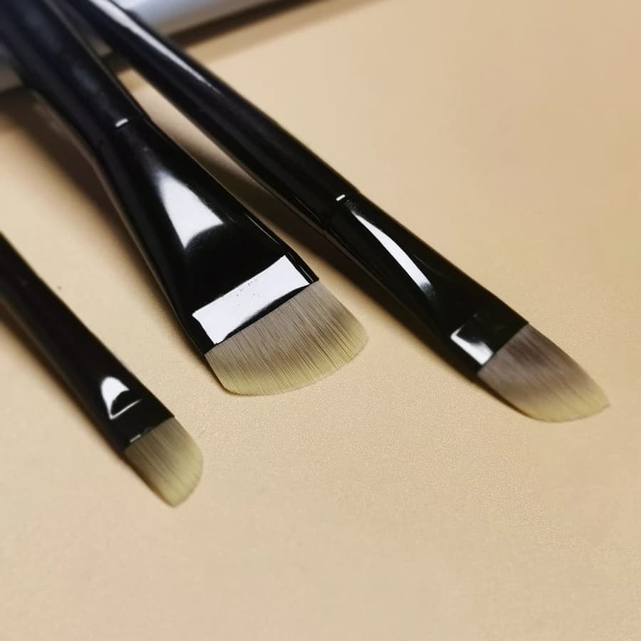 Black Curved Foundation Makeup Brushes Blush Beauty Foundation Facial Mask Care Lotion Make Up Brush Tools