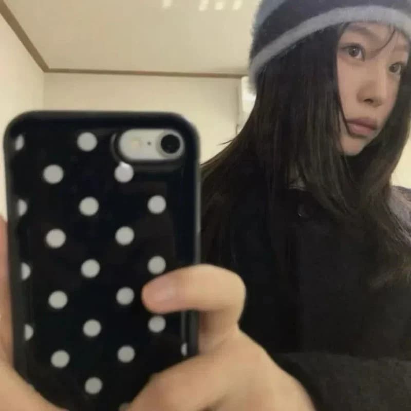 Korean Ins Style Retro White Polka Dot Kawaii Phone Case For iPhone 16 E 15 14 13 12 11 Pro Max XR XS X 7 8 Plus MINI Y2K Cover