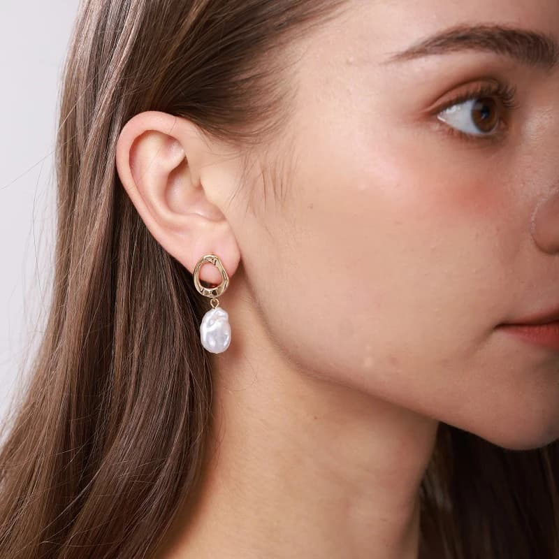 Baroque Pearl Drop Dangle Earrings
