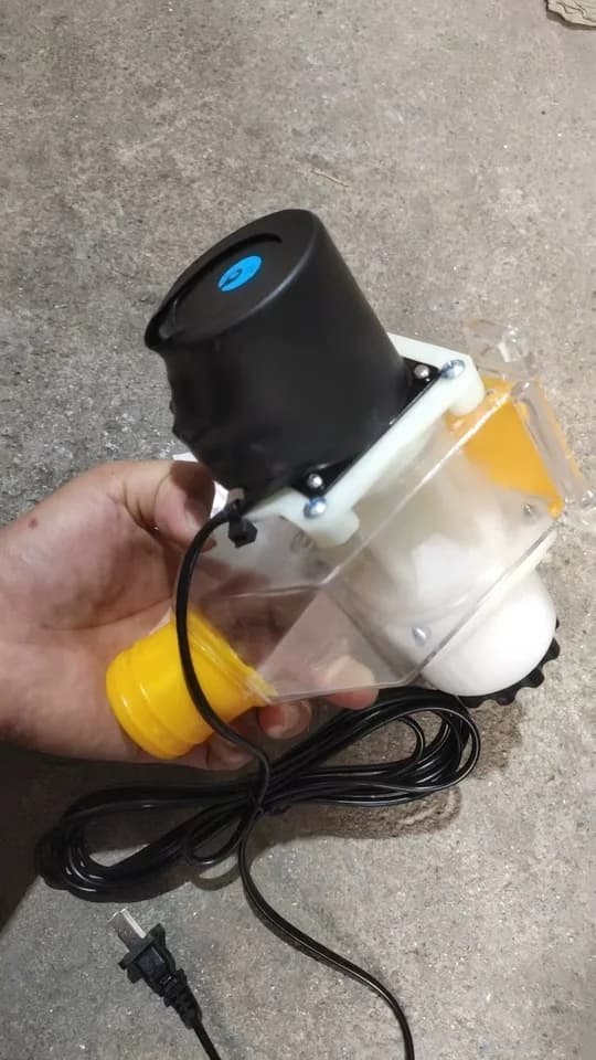 Automatic Poultry and Livestock Feeder