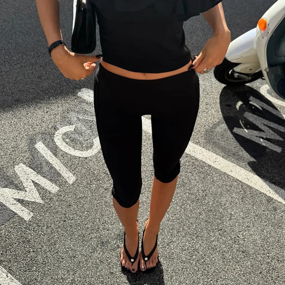 Women's Fold-Over Waistband Capri Leggings