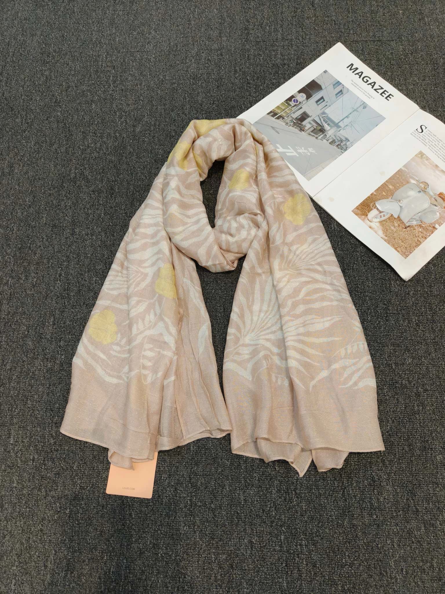 European, American, Italian original scarf with printed temperament, versatile shawl, sun shading, warm and soft new style 11
