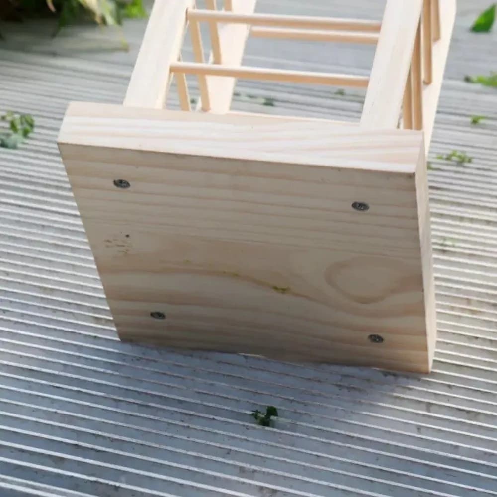 Wooden Rabbit Hay Manger with Detachable Tray