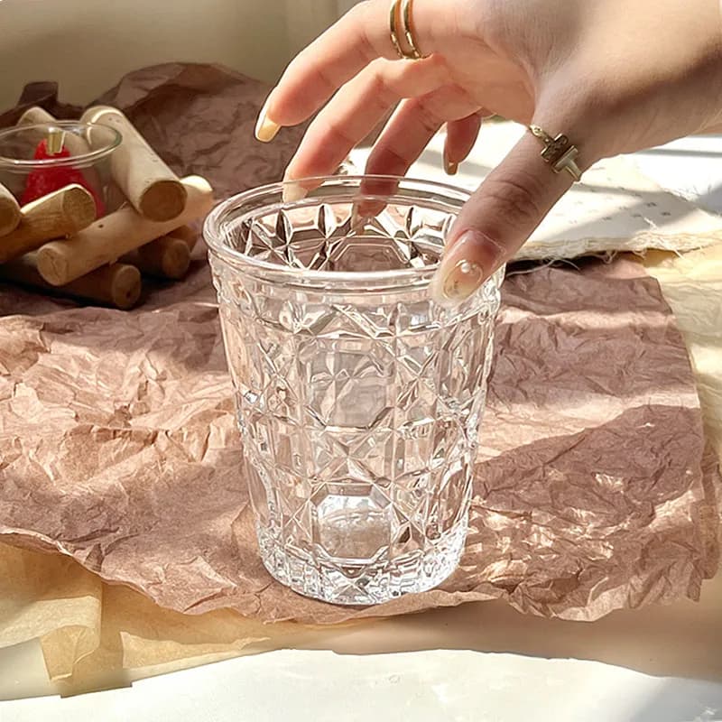 Diamond Pattern Drinking Glasses Set of 4