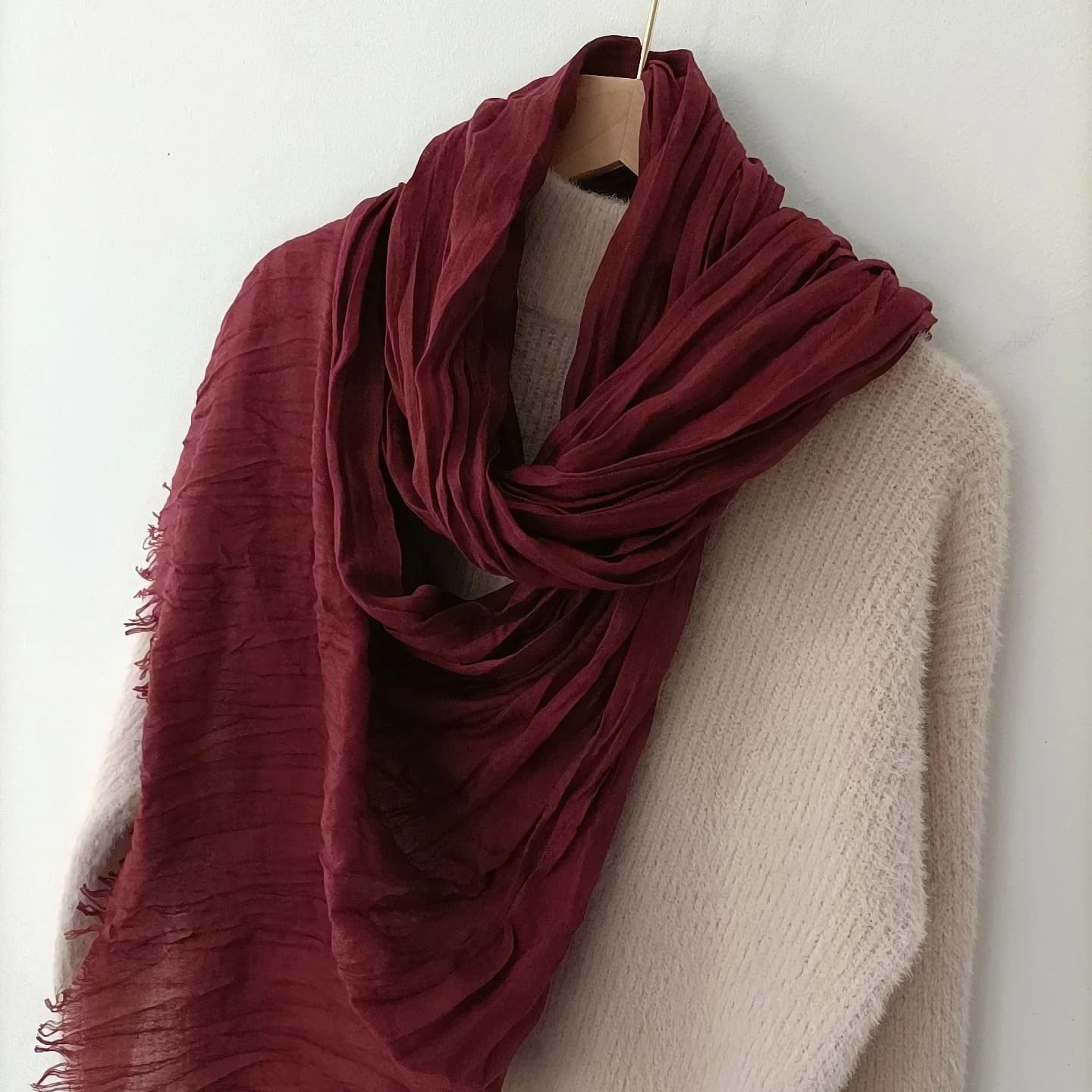 Scarf Women's Literary Texture Folds Long and Thin Rough Edge Simple and Versatile Korean Version Spring Autumn and Winter Shawl