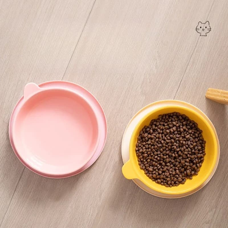 Pet meal mats are leak proof waterproof anti slip dirty and easy to cleanThey are rubber mats for cat and dog bowls and utensils