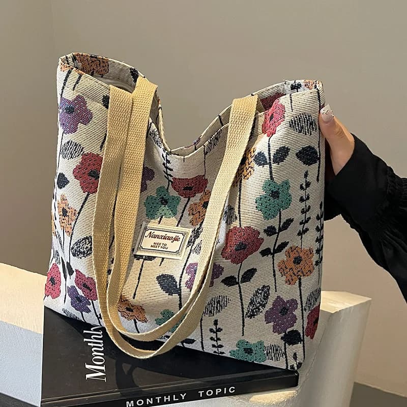 Women's Canvas Tote Bag with Zipper