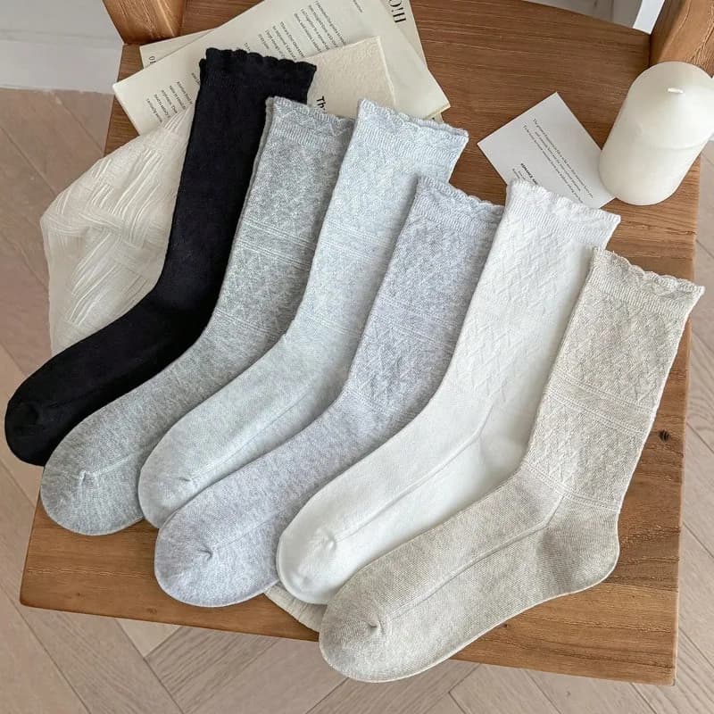 Women's White Cotton Lace Casual Socks
