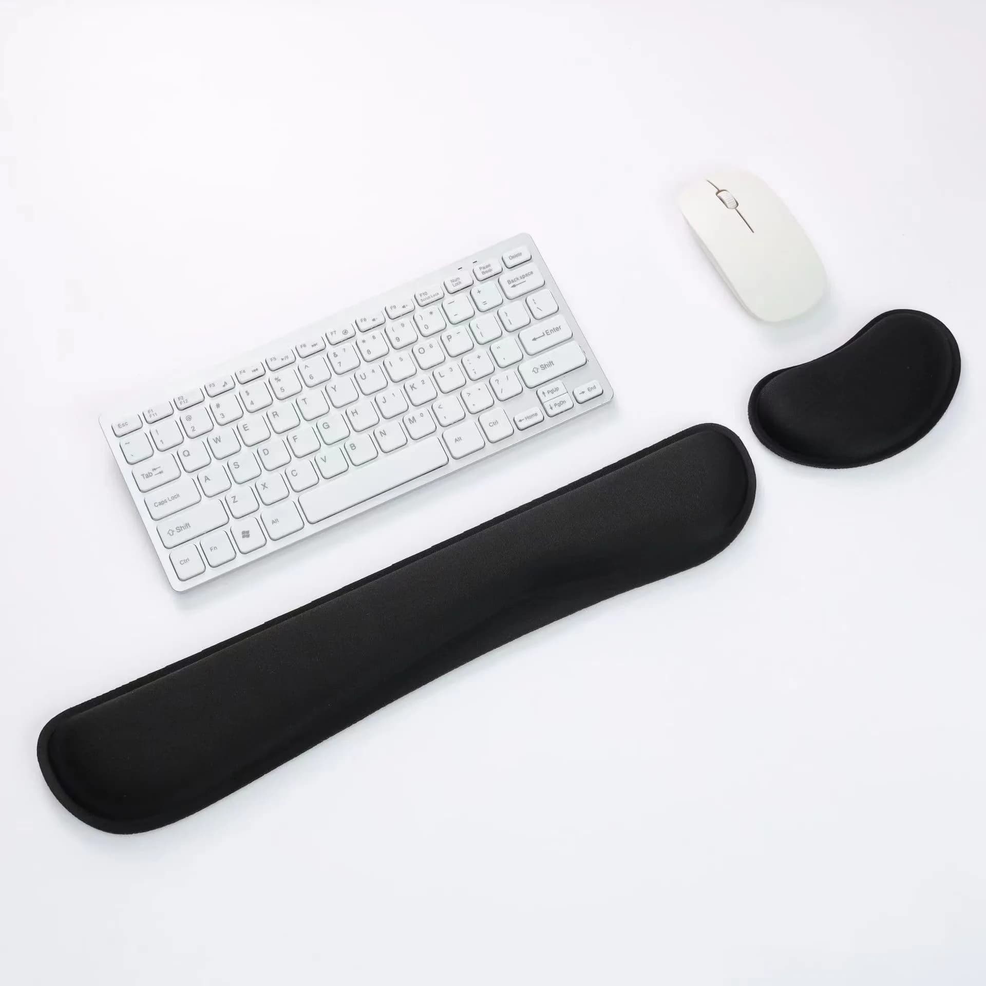 Gaming Mouse Pad with Wrist Rest